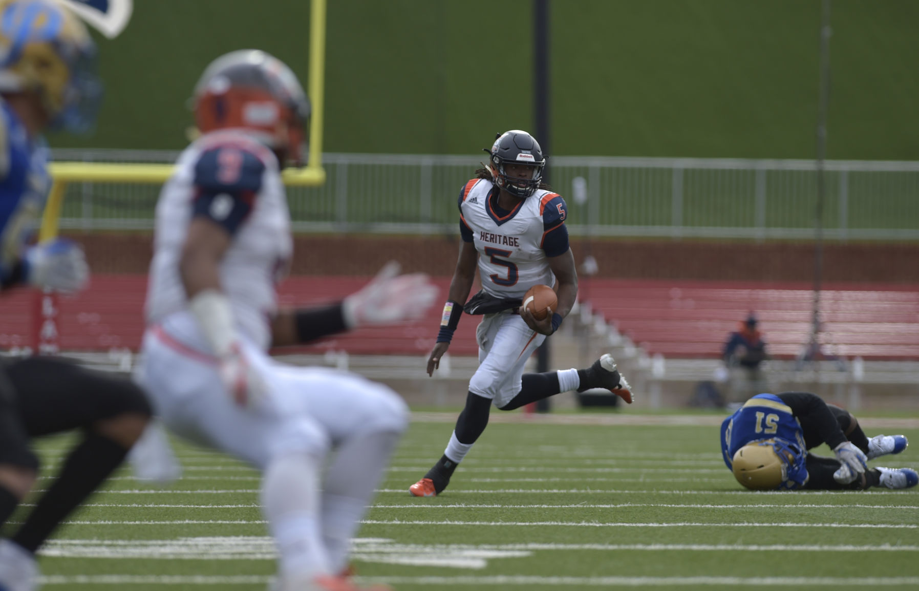 LNA 12092018 Heritge High Wins39.JPG